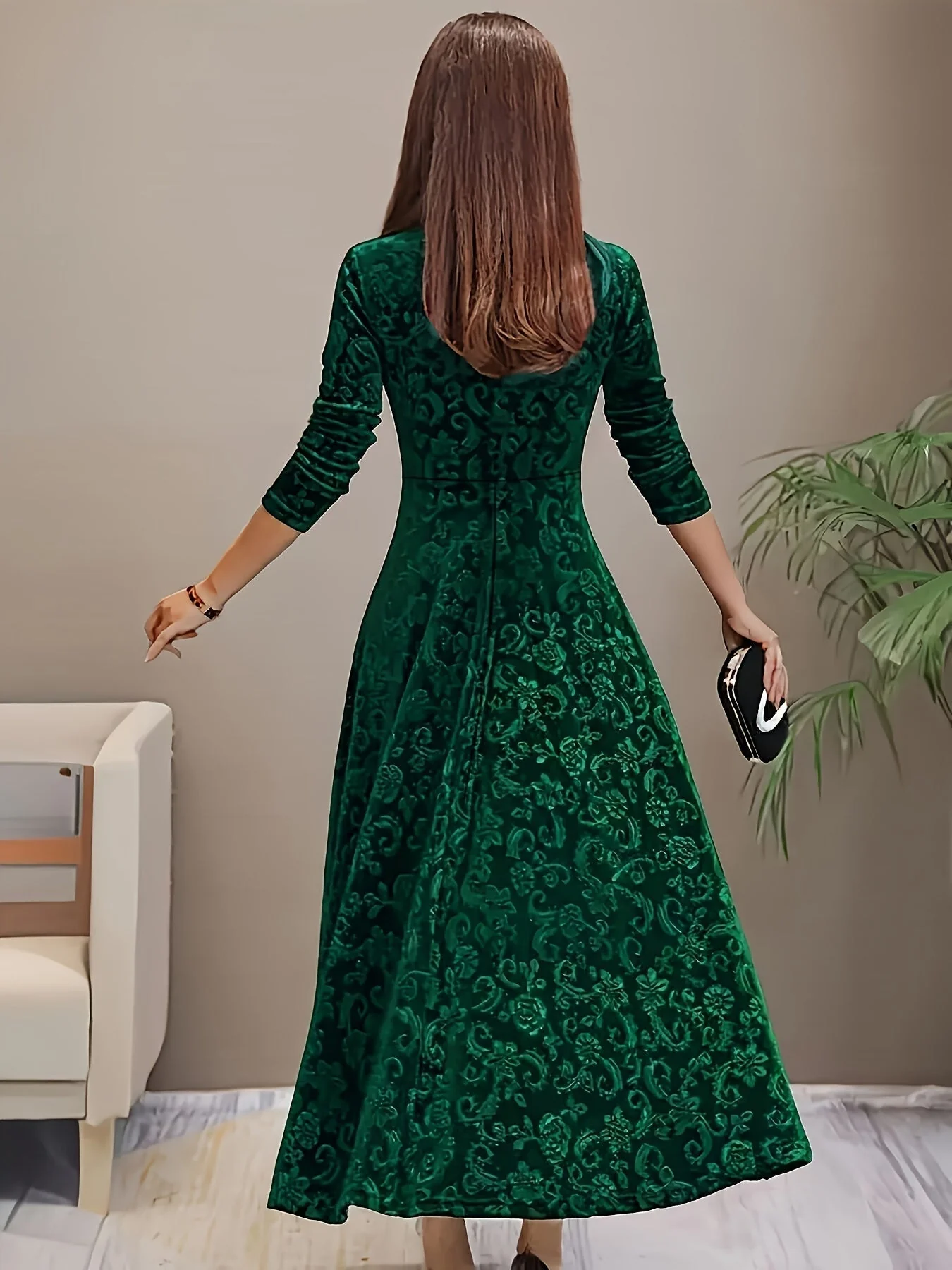Beata | Elegancka sukienka midi z delikatnym kwiatowym wzorem damska - Image 11