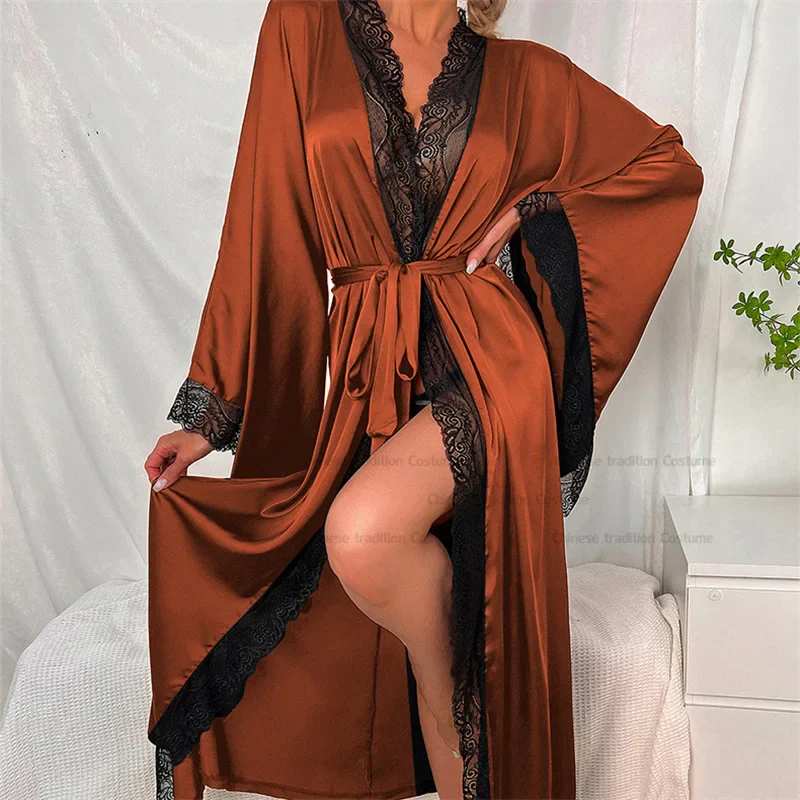 Izabela | Długi koronkowy kimono damskie z paskiem i szerokimi rękawami - Image 11