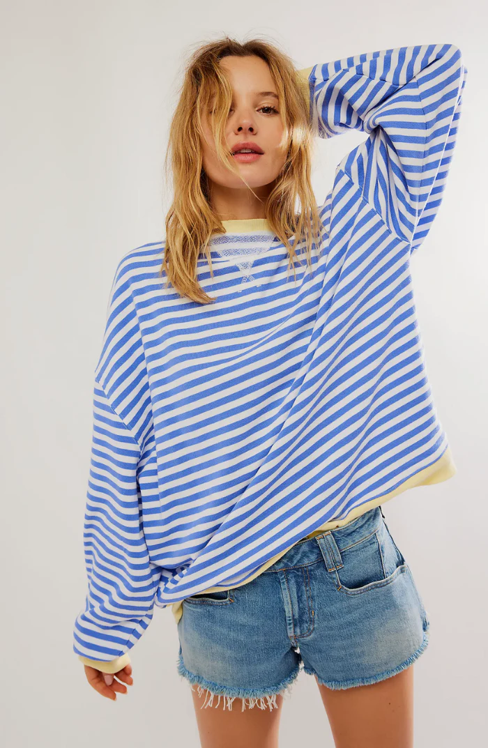 Klaudia | Oversize sweter damski w paski - Image 2