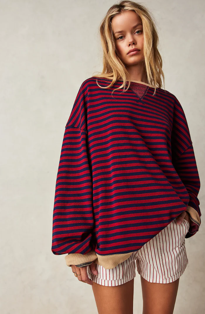 Klaudia | Oversize sweter damski w paski - Image 5