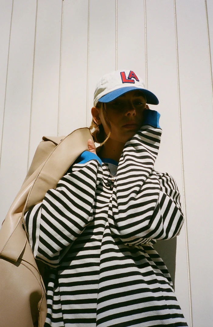 Klaudia | Oversize sweter damski w paski - Image 8