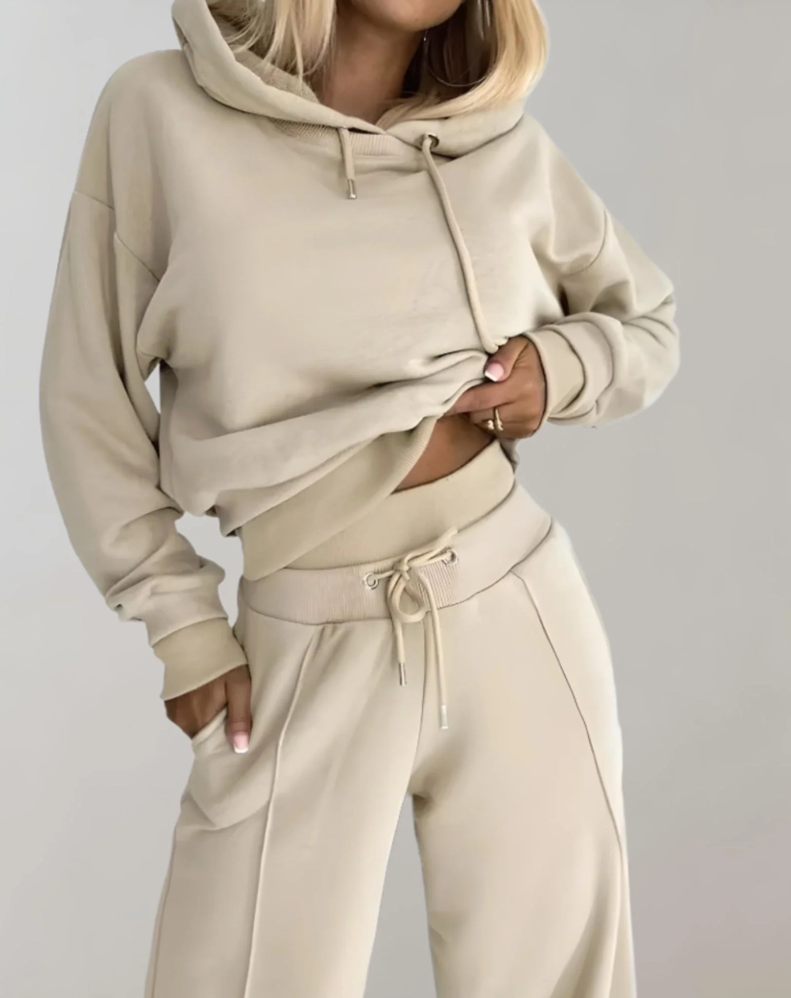 Nina | Dwuczęściowy dres hoodie z szerokimi spodniami damski - Image 6
