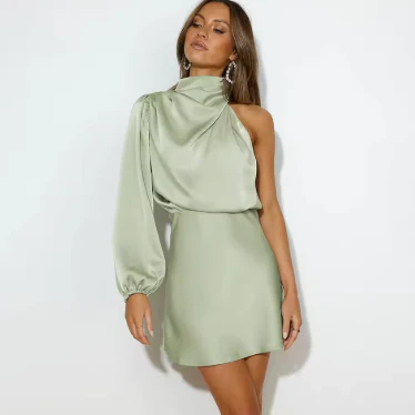 Satynowa sukienka one shoulder mini/midi - Image 6